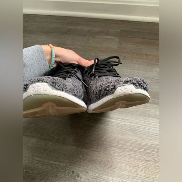 APL Techloom Phantom Sneakers Performance Sneakers Gray Black Men’s Size 11 Used - Picture 2 of 16